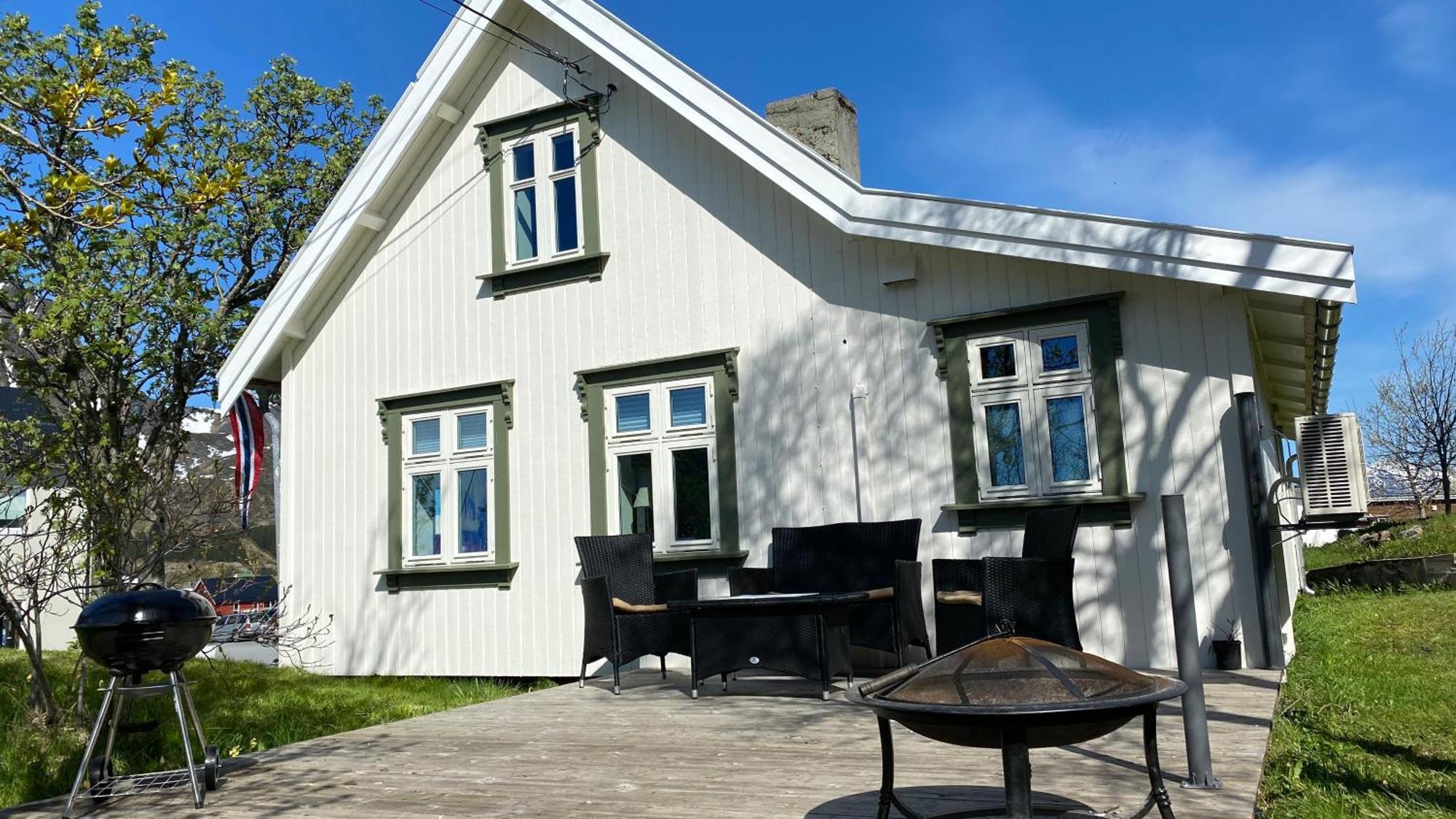 Nordlandshuset "Lottebakken", Ballstad In Lofoten Exteriör bild