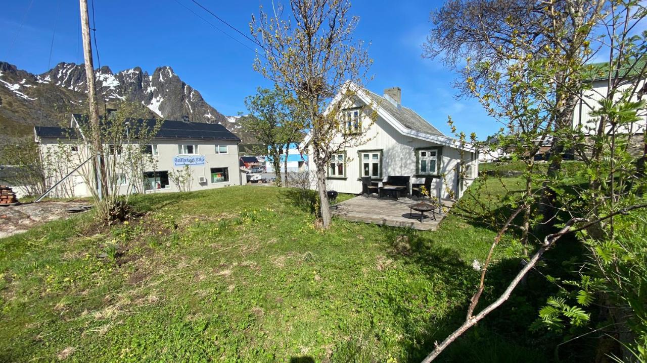 Nordlandshuset "Lottebakken", Ballstad In Lofoten Exteriör bild