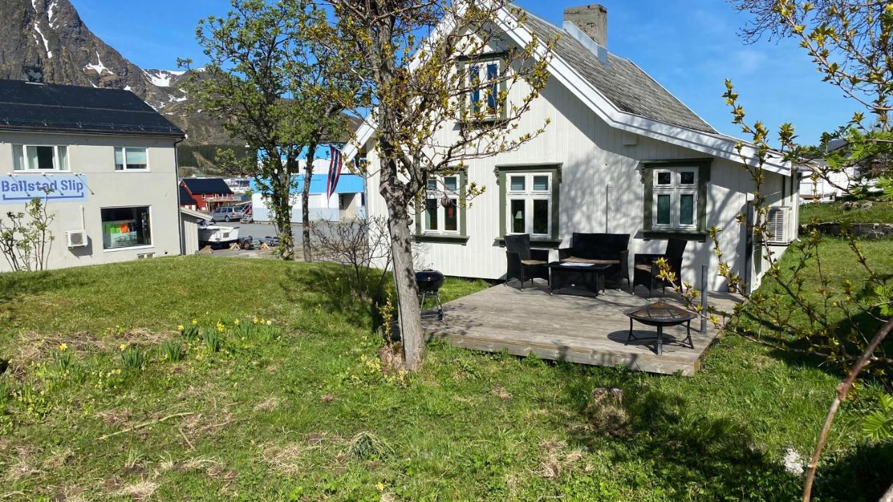Nordlandshuset "Lottebakken", Ballstad In Lofoten Exteriör bild
